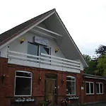 Mikkelborg Inn Rodding