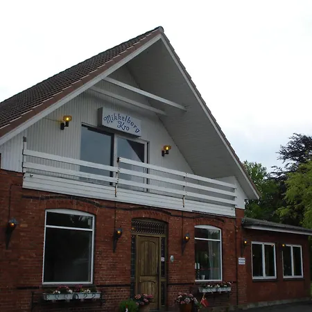 Mikkelborg Inn Rodding